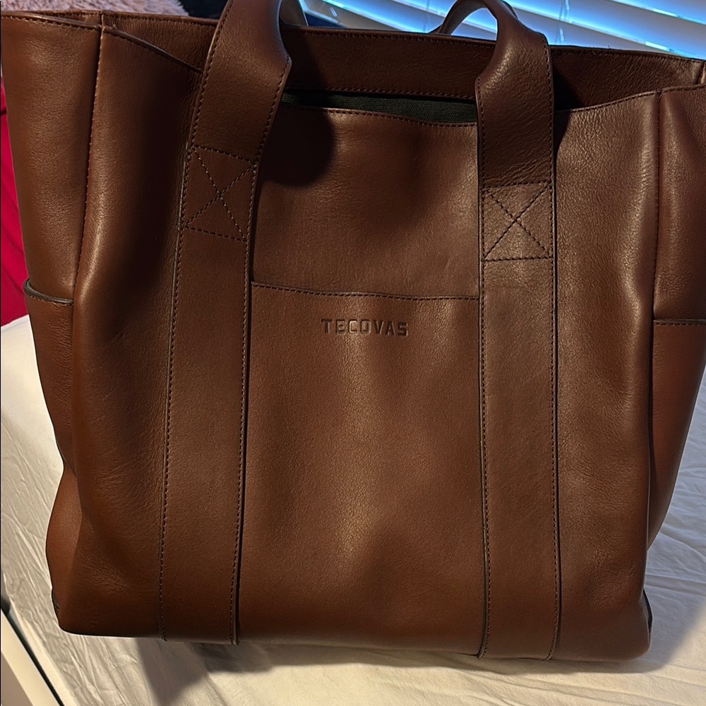 Tecovas Brown Leather Briefcase with Structured Design